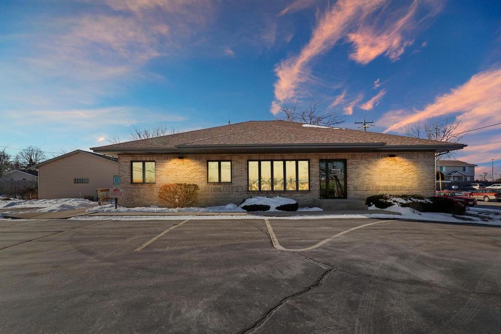 Photo of 5300 Green Bay ROAD #Office 2, Kenosha, WI 53144 (MLS # 1944412)
