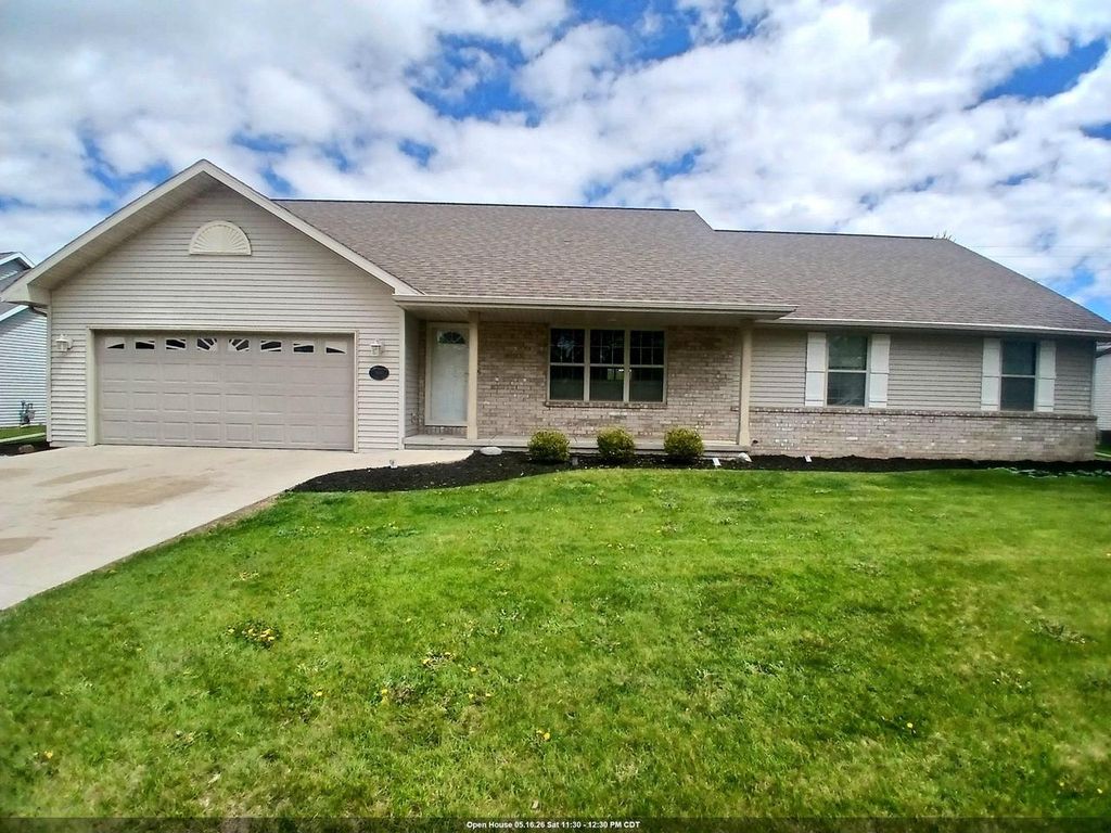 Photo of 2680 Sussex ROAD, Green Bay, WI 54311 (MLS # 50325476)