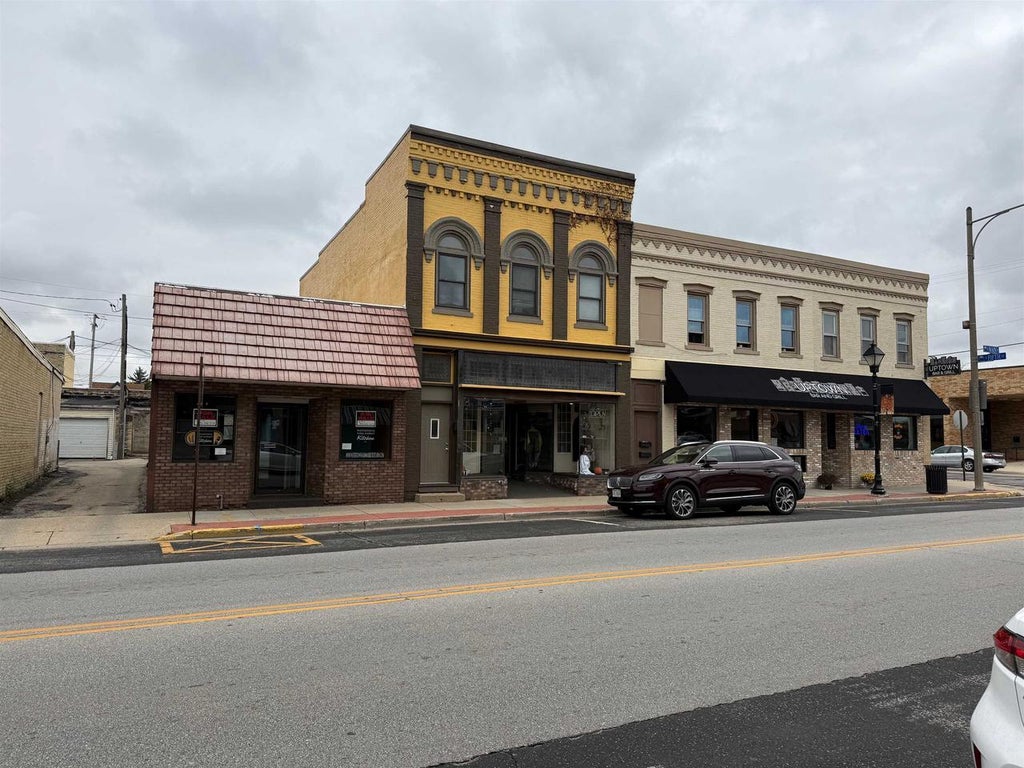 Photo of 412 E Main STREET, Watertown, WI 53094 (MLS # 2034994)