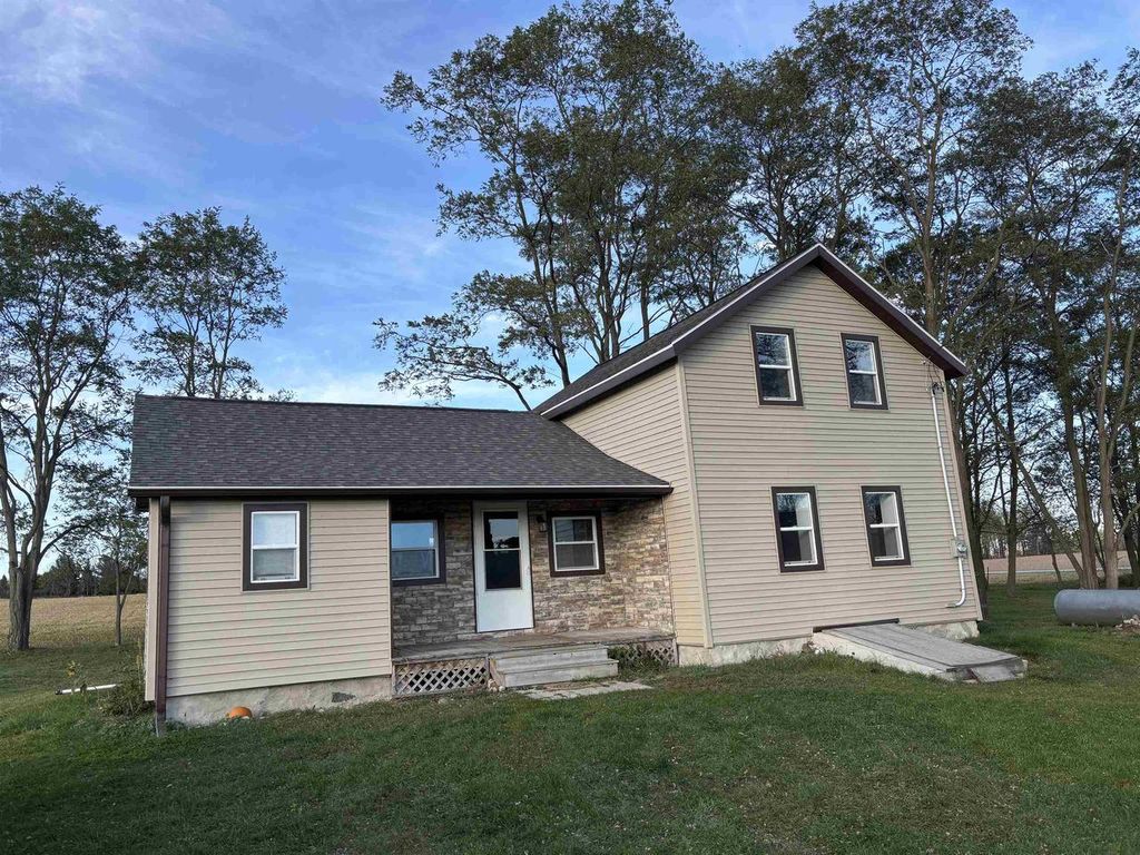Photo of W8518 County Rd F, Cascade, WI 53011 (MLS # 50317441)
