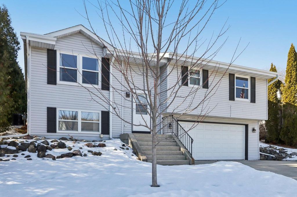 Photo of 212 Williams STREET, Johnson Creek, WI 53038 (MLS # 2016935)