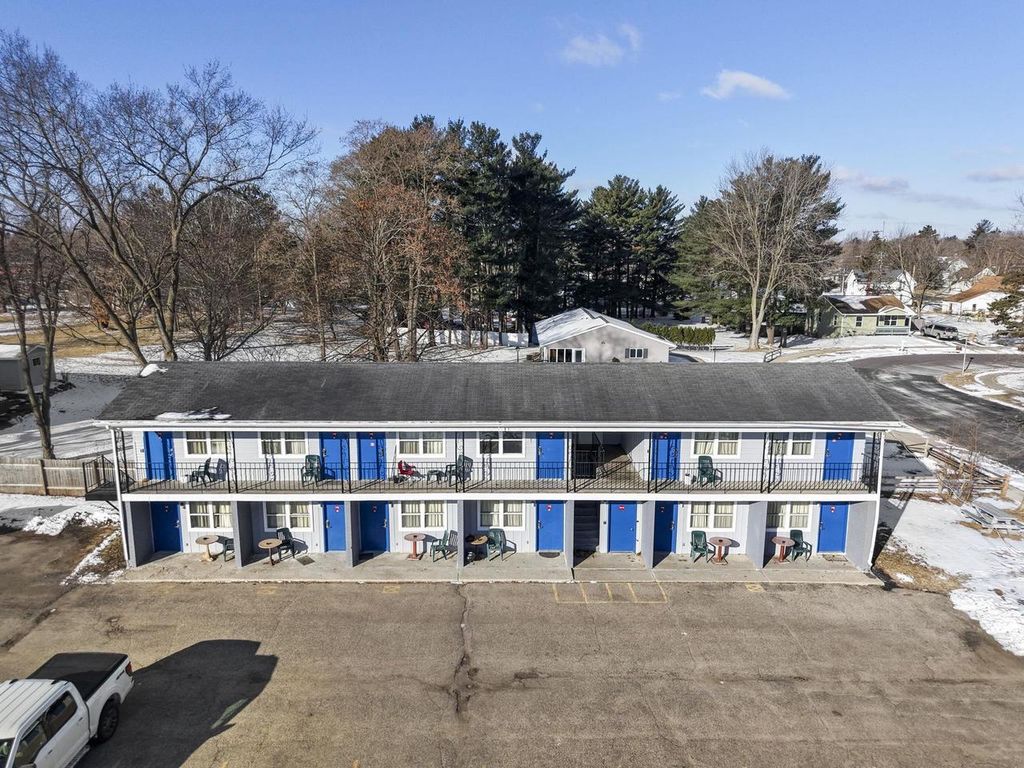 Photo of 1133 E Main STREET, Reedsburg, WI 53959 (MLS # 2017736)