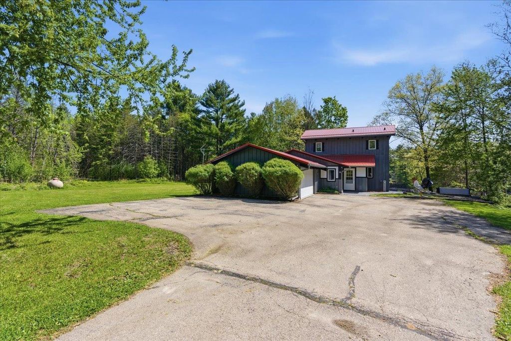Photo of 7072 N N Forest Haven ROAD, Shawano, WI 54166 (MLS # 2024237)