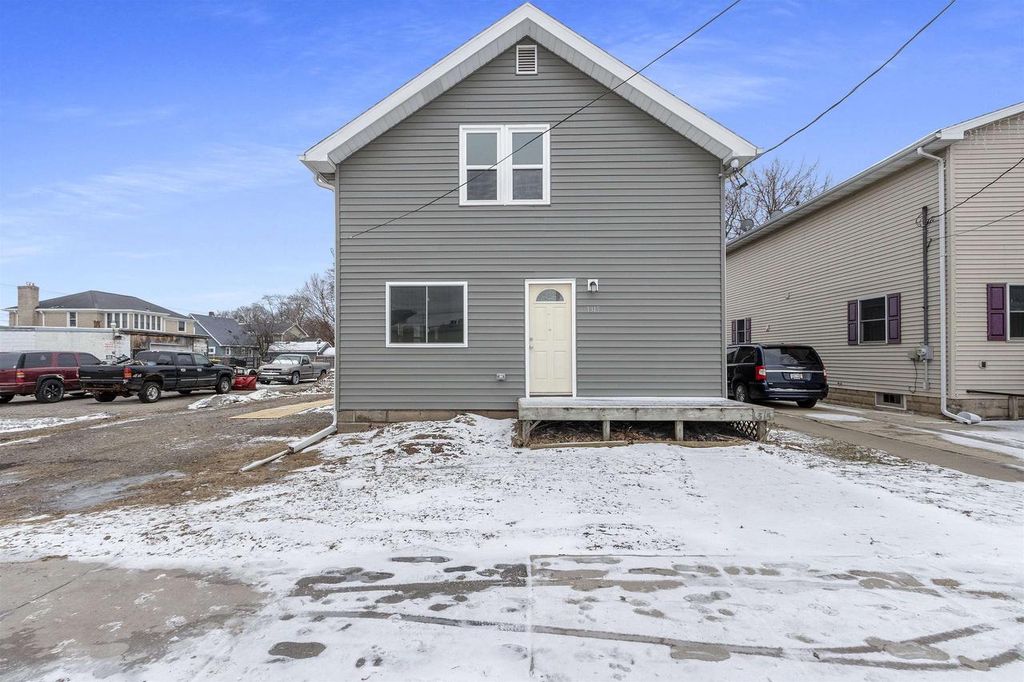 Photo of 1315 W Summer STREET, Appleton, WI 54914 (MLS # 50321522)