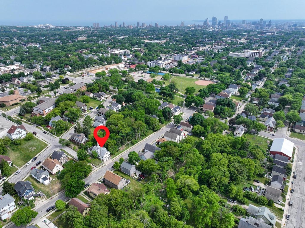 Photo of 3160-3162 N Dr William Finlayson STREET, Milwaukee, WI 53212 (MLS # 1967134)