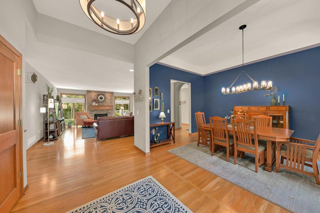 Photo of 732 River Reserve DRIVE, Hartland, WI 53029 (MLS # 1940545)