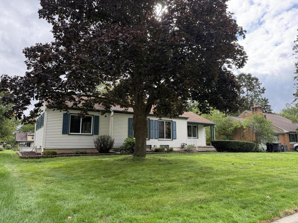 Photo of 4550 N 103rd STREET, Wauwatosa, WI 53225 (MLS # 1981827)