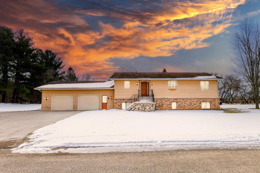 Photo of 111 E South STREET, Plainfield, WI 54966 (MLS # 22600567)