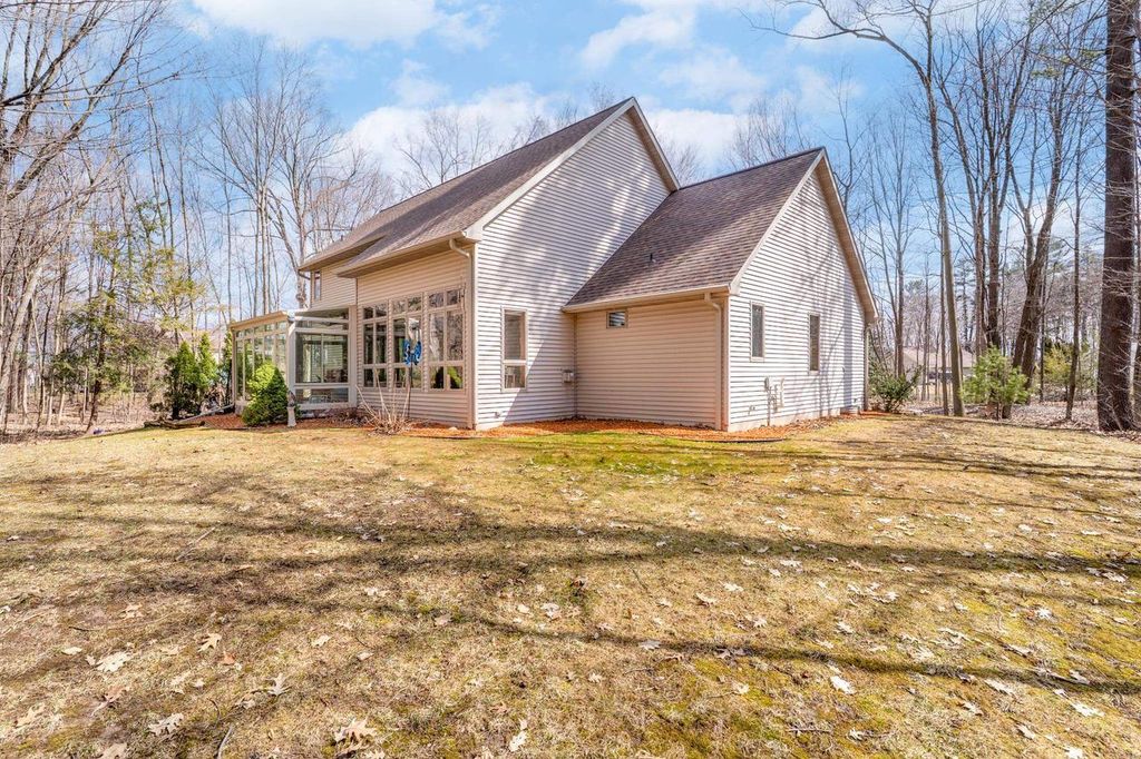 Photo of 1825 Pine Tree COURT, Luxemburg, WI 54217 (MLS # 50323475)