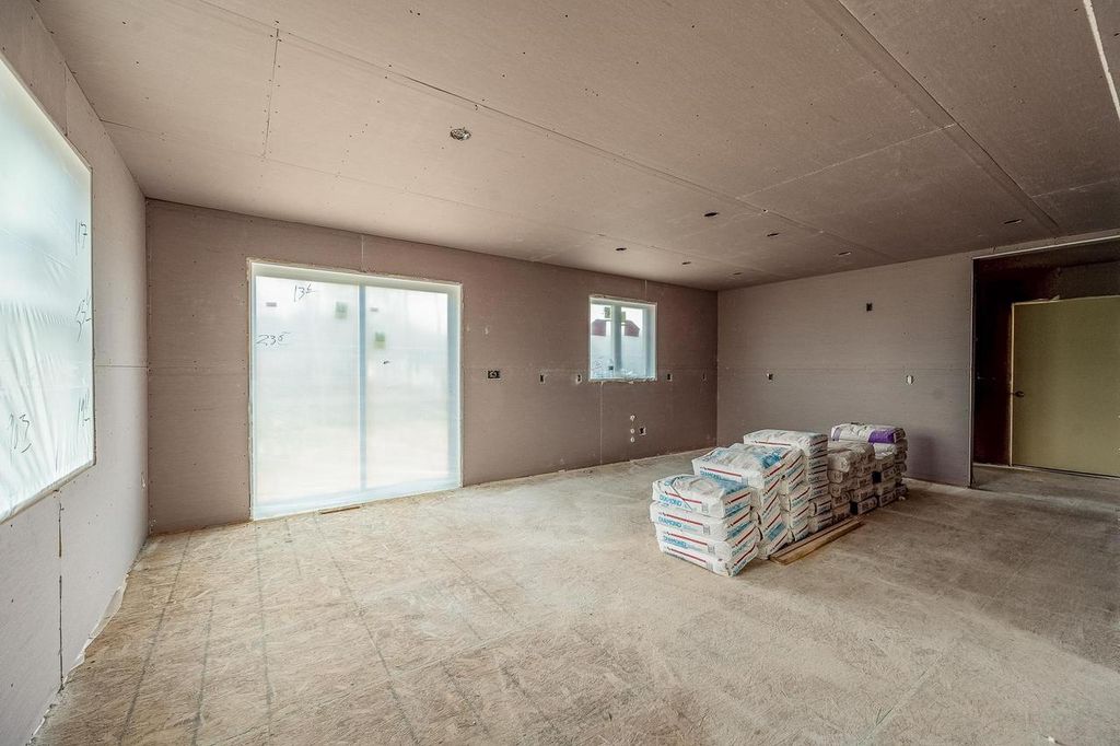 Photo of 1631 Emerson COURT, Green Bay, WI 54313 (MLS # 50325098)