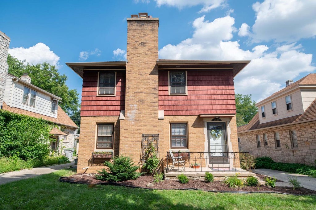 Photo of 2822 N 70th STREET #2824, Milwaukee, WI 53210 (MLS # 1978603)