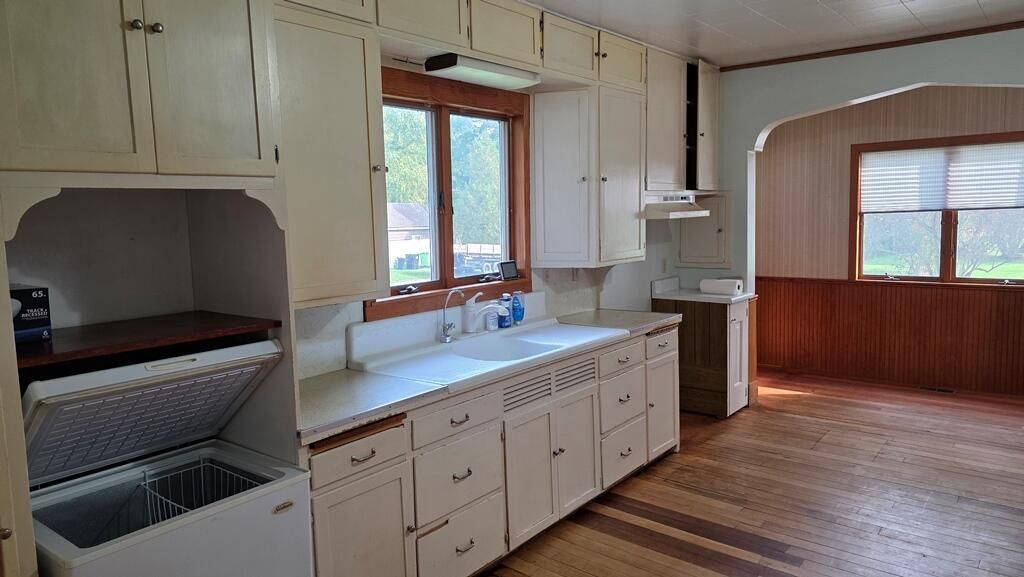 Photo of 775 Westview STREET, Cleveland, WI 53015 (MLS # 1939961)