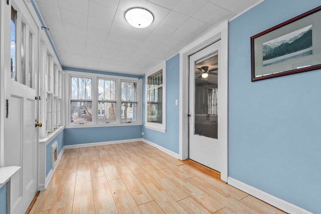 Photo of 303 N Outagamie STREET, Appleton, WI 54914 (MLS # 50321903)