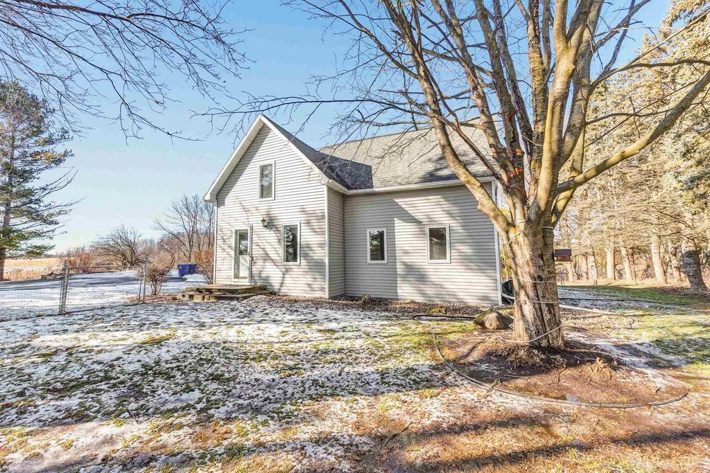 Photo of N4749 County Road E Rd, Kaukauna, WI 54130 (MLS # 50319996)