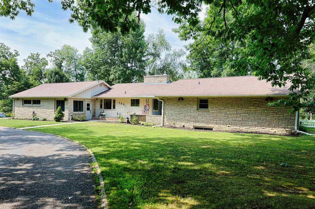 Photo of 700 E Riverside AVENUE, Merrill, WI 54452 (MLS # 22603749)