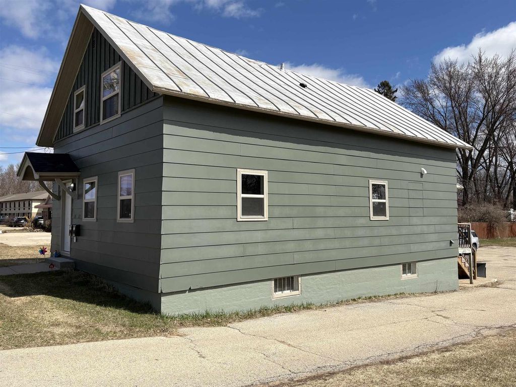 Photo of 576 Brazeau AVENUE, Oconto, WI 54153 (MLS # 50323429)