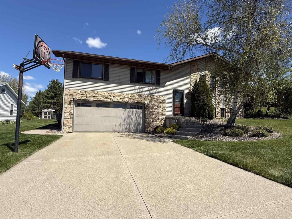 Photo of 813 Alderman STREET, Tomah, WI 54660 (MLS # 2023018)