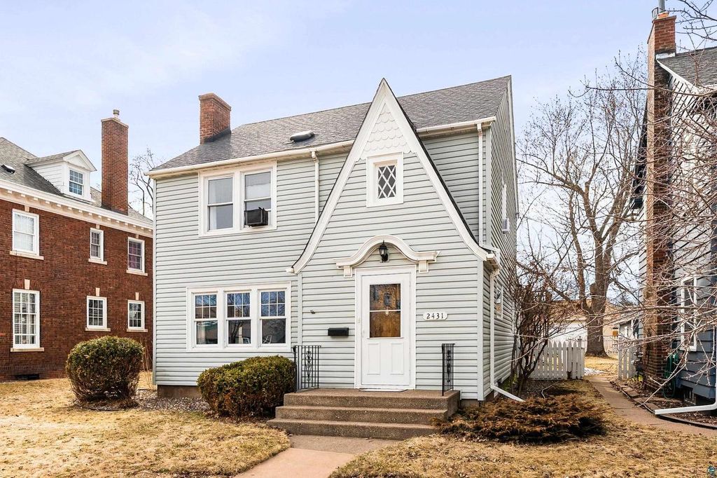 Photo of 2431 Hammond AVENUE, Superior, WI 54880 (MLS # 6124889)