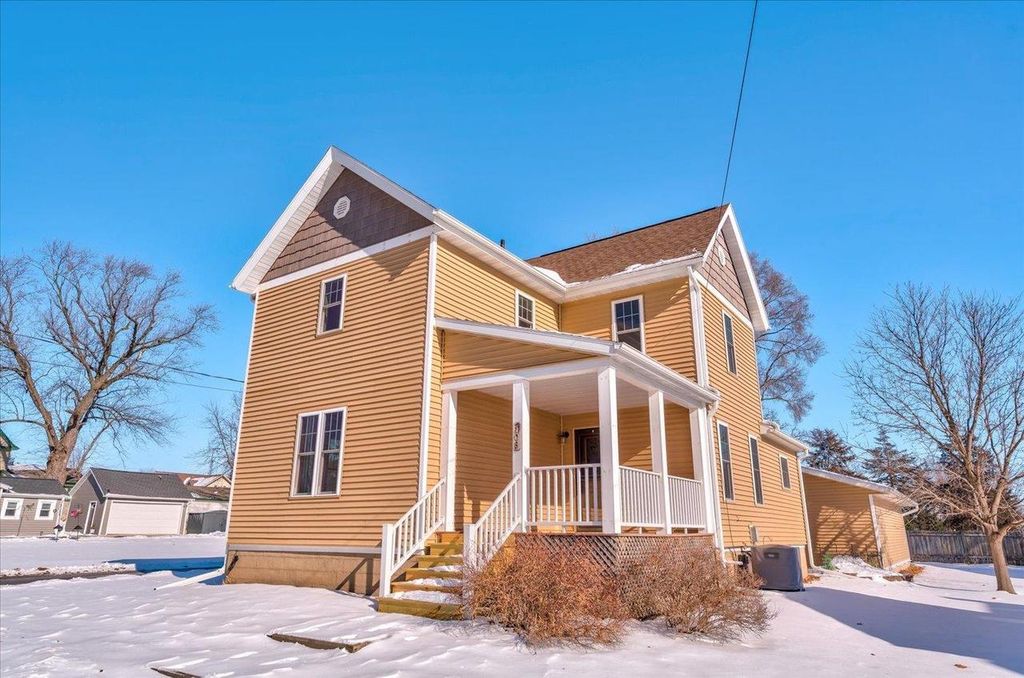 Photo of 106 N Main STREET, Orfordville, WI 53576 (MLS # 2015702)