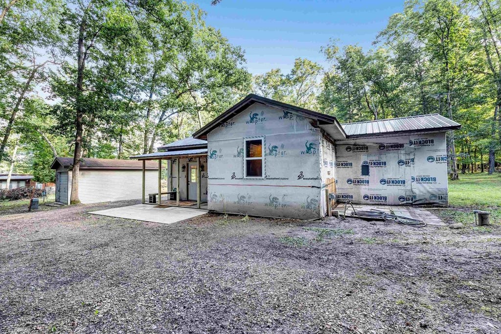 Photo of N2450 E Pine CIRCLE, Redgranite, WI 54970 (MLS # 50333190)