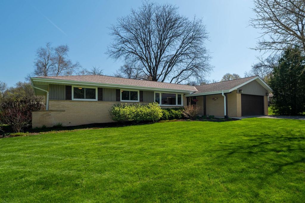 Photo of 5880 Fulham COURT, Greendale, WI 53129 (MLS # 1959059)
