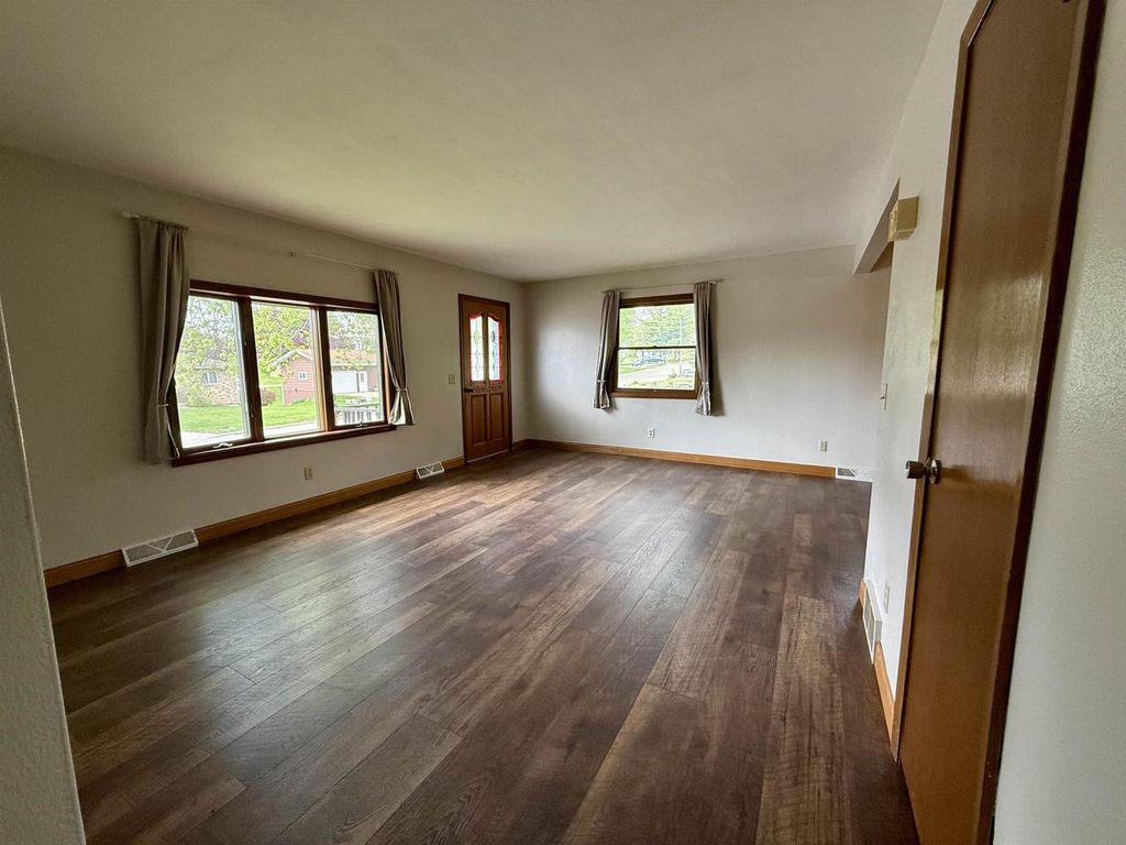 Photo of 510 W North STREET, Dodgeville, WI 53533 (MLS # 2022748)