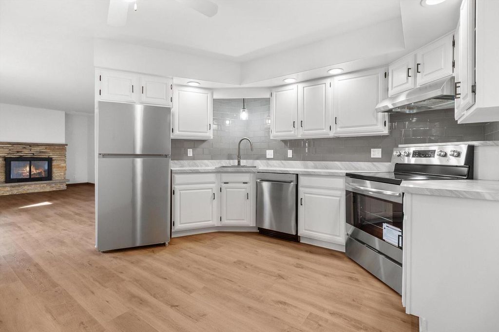 Photo of 210 Echo LANE, Racine, WI 53406 (MLS # 1956866)