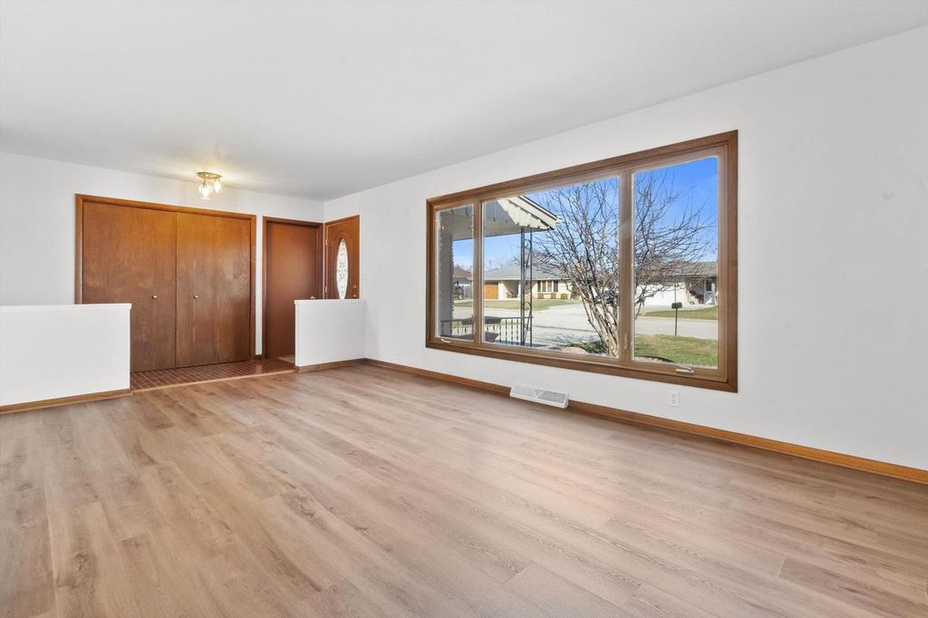 Photo of 210 Echo LANE, Racine, WI 53406 (MLS # 1956866)