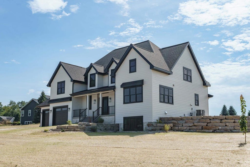 Photo of 7184 Pfeil BEND, Sun Prairie, WI 53590 (MLS # 2031896)