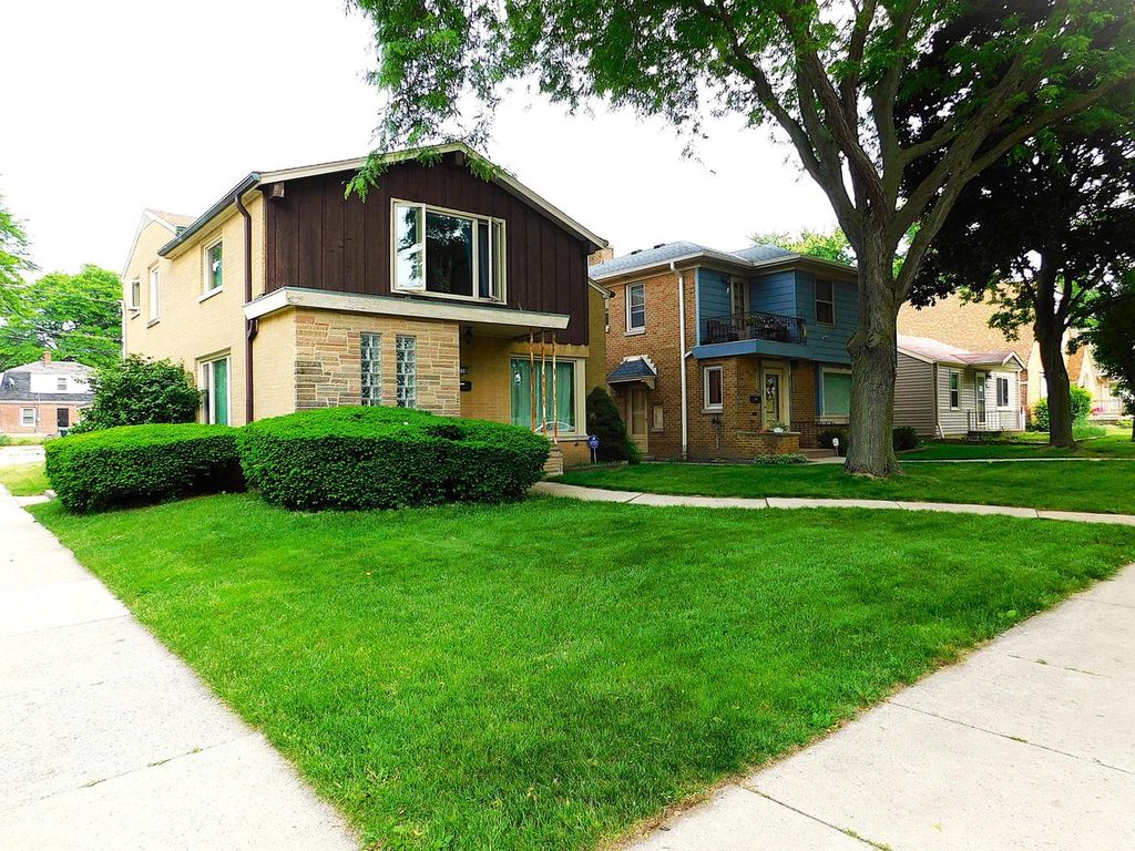 Photo of 3356 N 60th STREET #3358, Milwaukee, WI 53216 (MLS # 1940312)