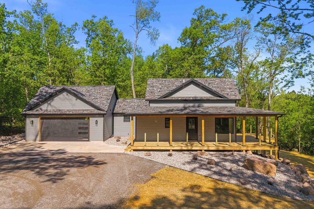 Photo of 10876 County Road V, Amherst, WI 54406 (MLS # 22602361)