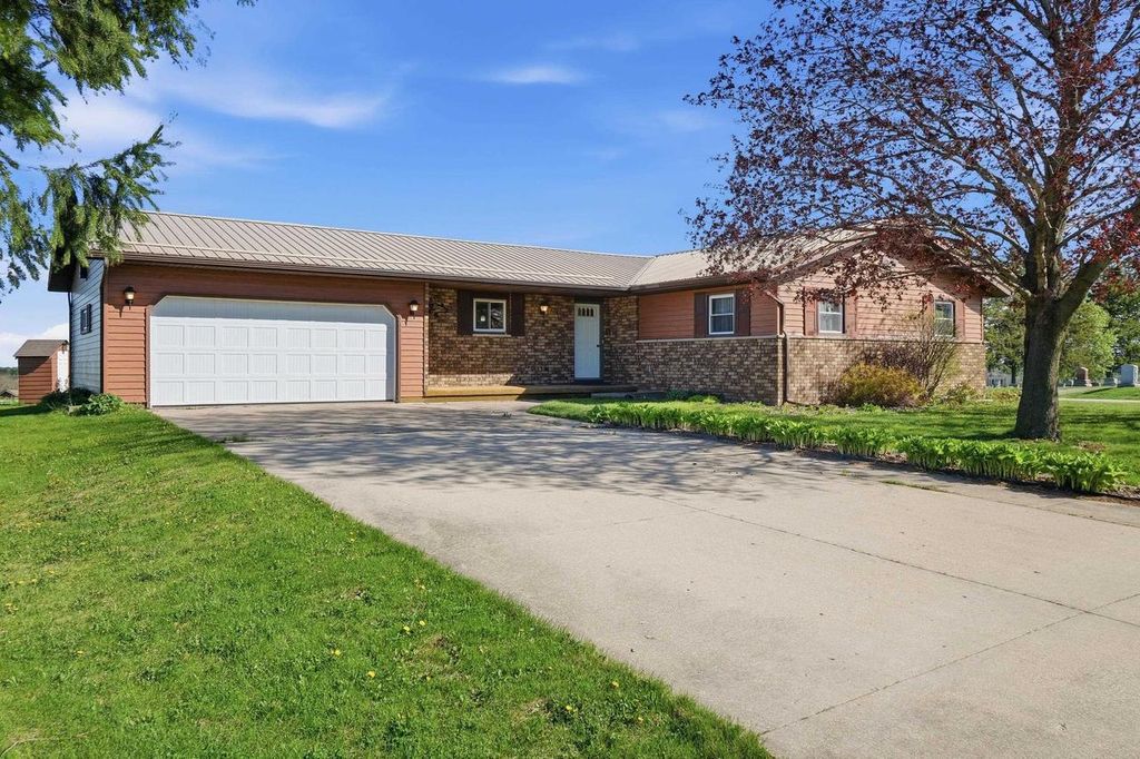Photo of 201 Dougherty COURT, Ridgeway, WI 53582 (MLS # 2022031)
