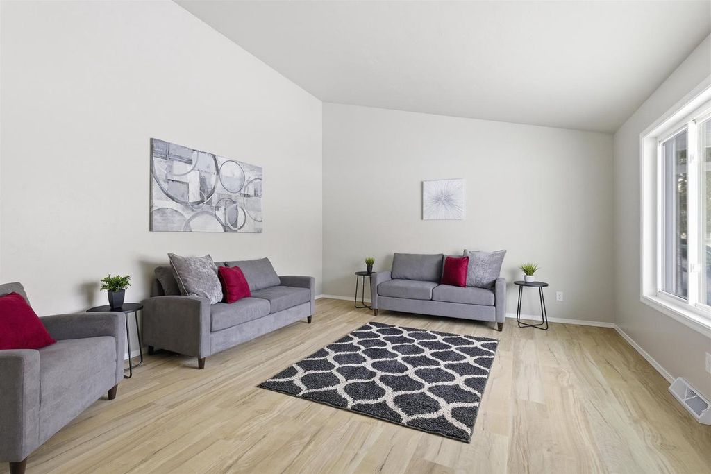 Photo of 2518 S Madison STREET, Appleton, WI 54915 (MLS # 50319466)