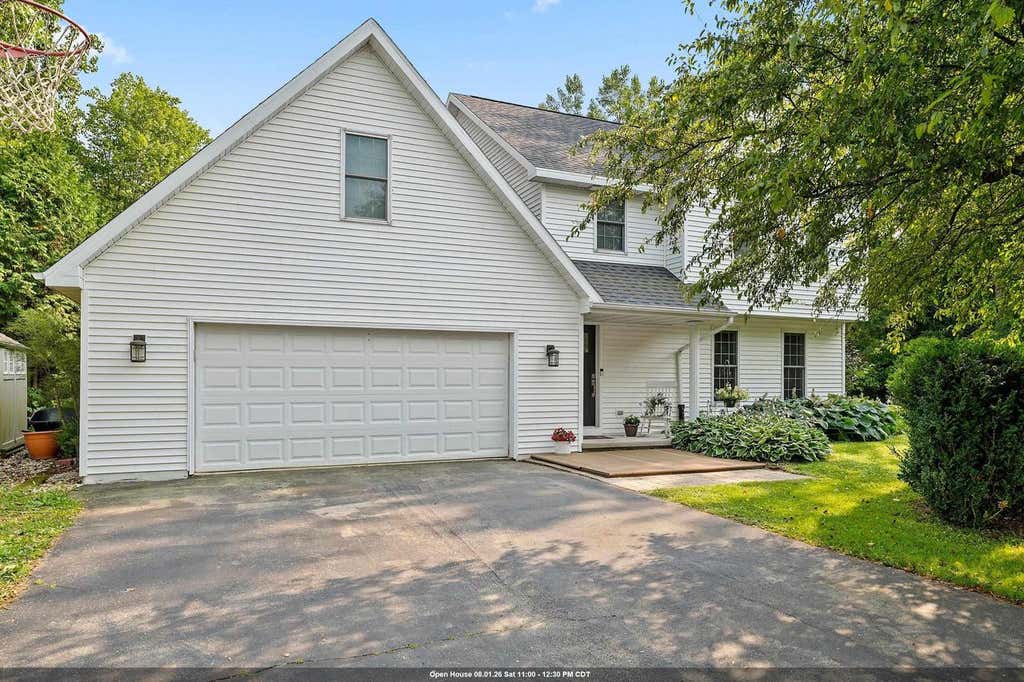 Photo of 5036 E Ronsman ROAD, New Franken, WI 54229 (MLS # 50329978)
