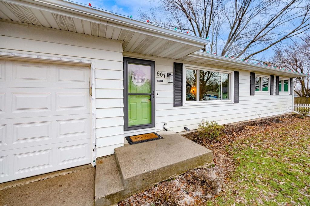 Photo of 507 Scheele COURT, Verona, WI 53593 (MLS # 2013894)