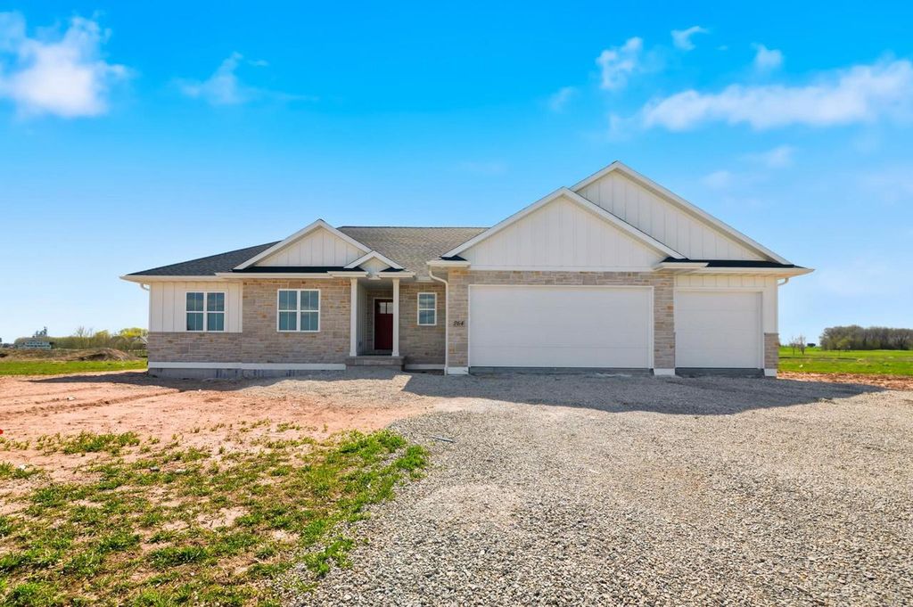 Photo of 264 Kerrigan DRIVE, Wrightstown, WI 54180 (MLS # 50324967)