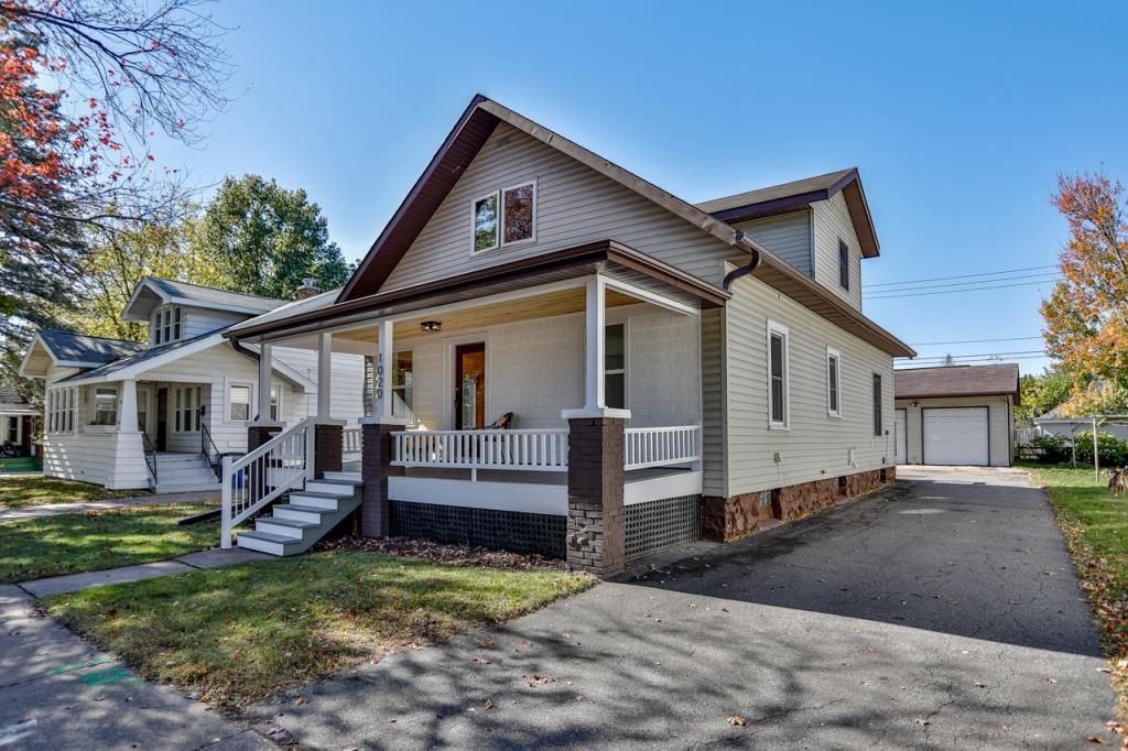 Photo of 1020 S 8th AVENUE, Wausau, WI 54401 (MLS # 22504876)