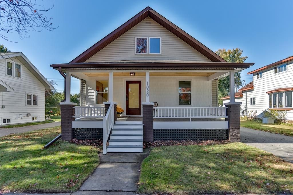 Photo of 1020 S 8th AVENUE, Wausau, WI 54401 (MLS # 22504876)