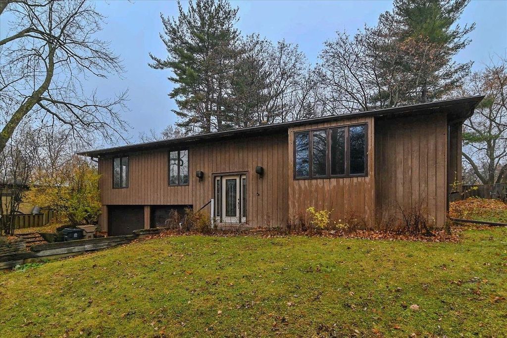 Photo of 1910 Lewon DRIVE, Madison, WI 53711 (MLS # 2013090)