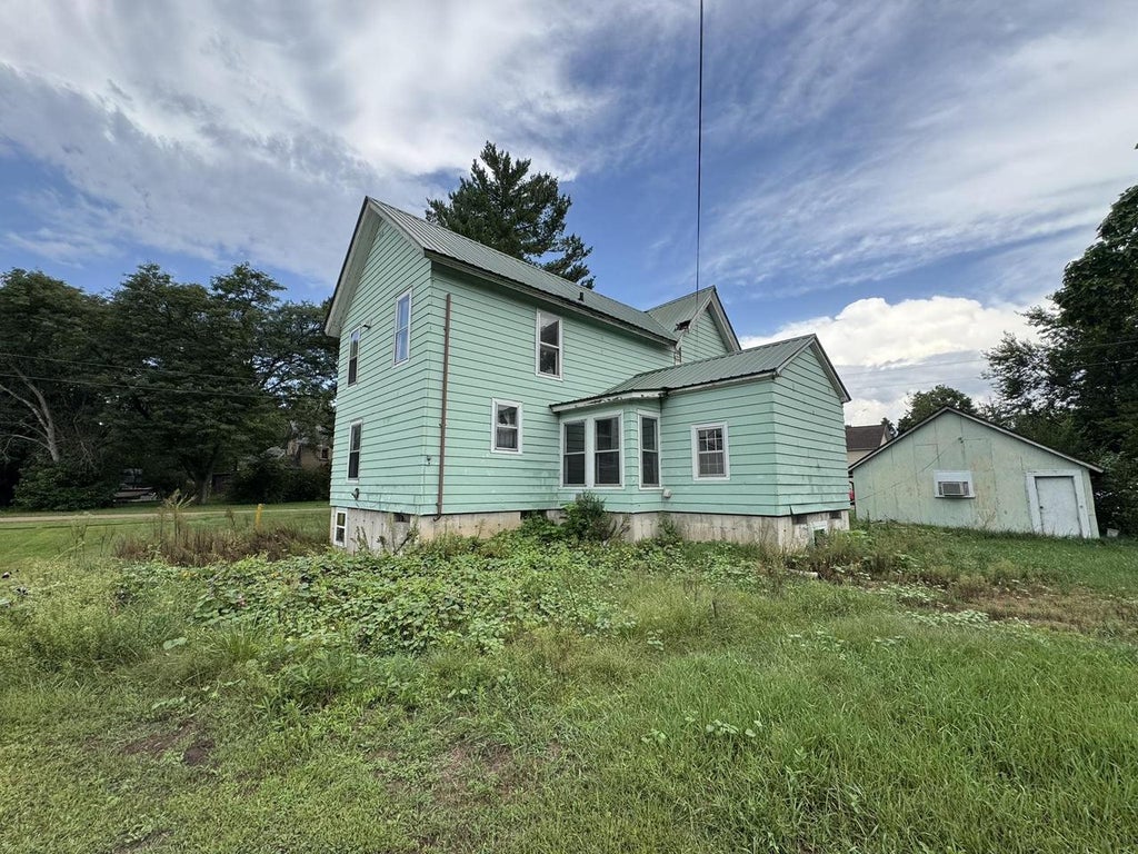 Photo of 309 E Richland STREET, Lone Rock, WI 53556 (MLS # 2032151)