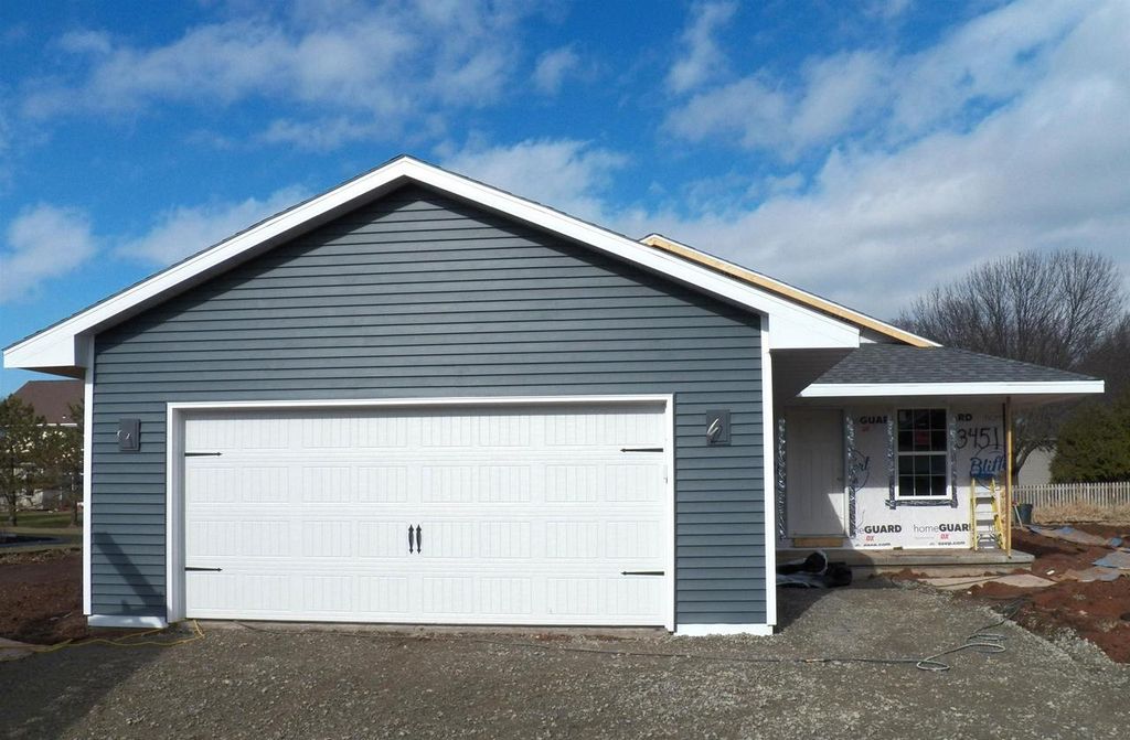 Photo of 3451 Paula STREET, Green Bay, WI 54311 (MLS # 50321301)