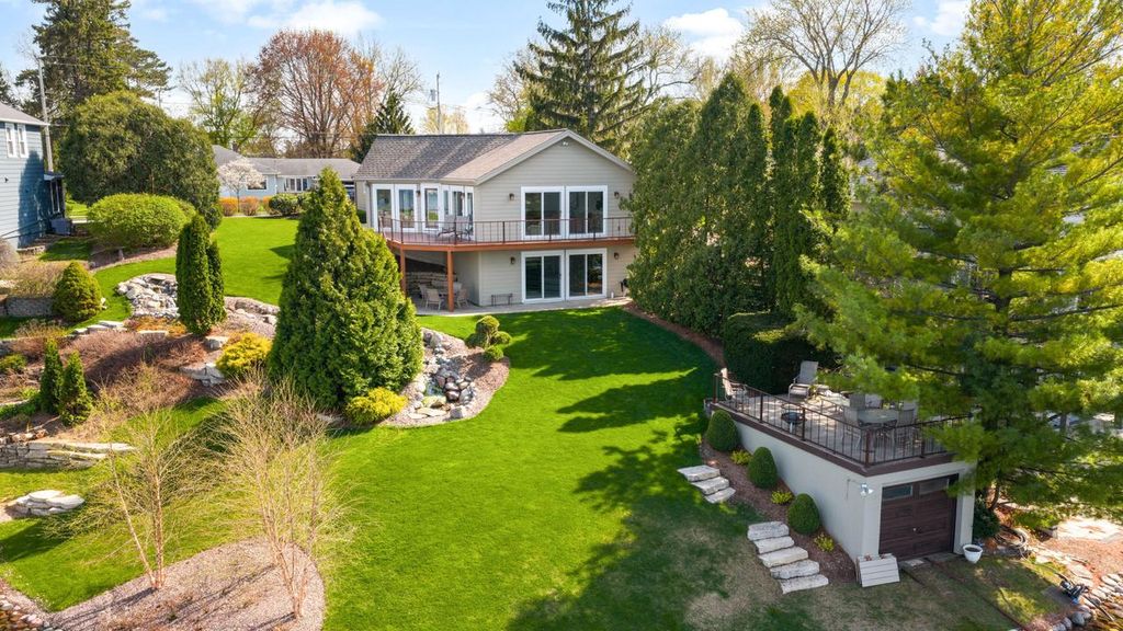 Photo of N50W35310 Wisconsin AVENUE, Oconomowoc, WI 53066 (MLS # 1959597)