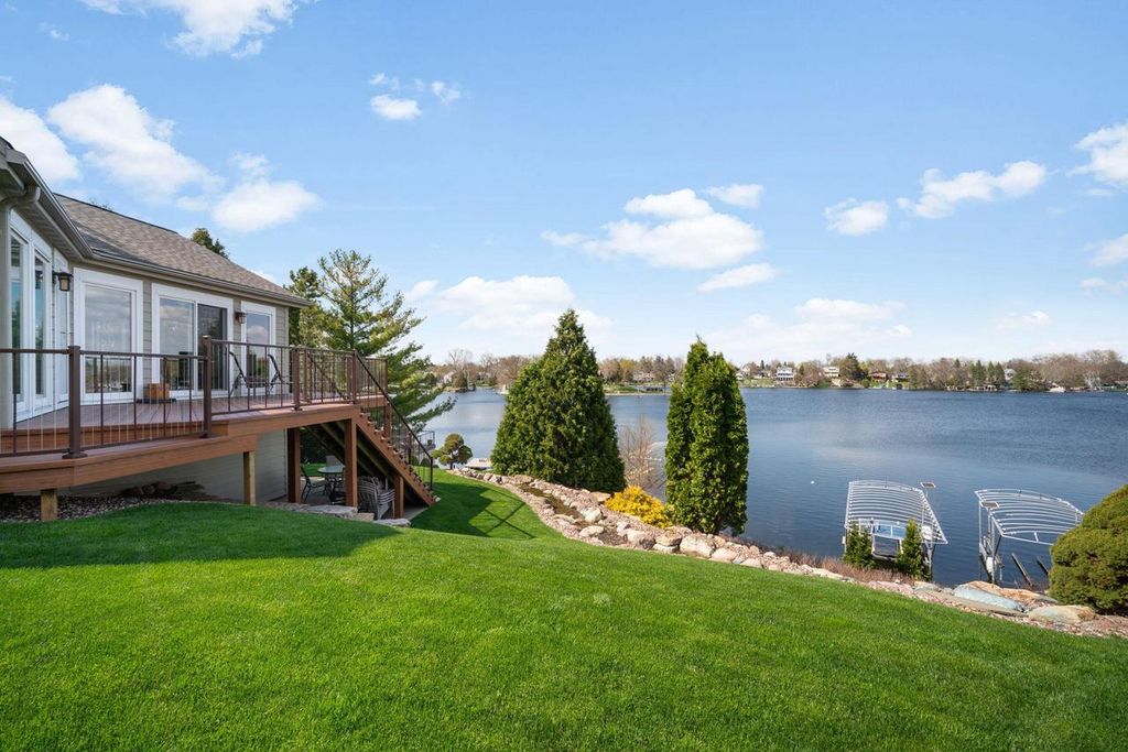 Photo of N50W35310 Wisconsin AVENUE, Oconomowoc, WI 53066 (MLS # 1959597)