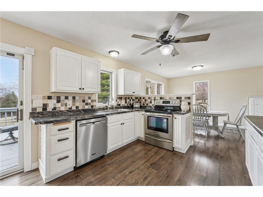 Photo of 848 Mcdiarmid DRIVE, Hudson, WI 54016 (MLS # 7016618)