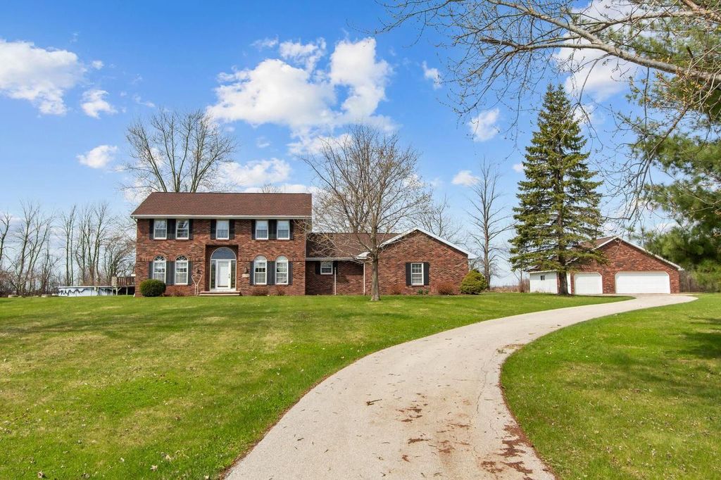 Photo of W7378 Trillium COURT, Greenville, WI 54942 (MLS # 50324225)
