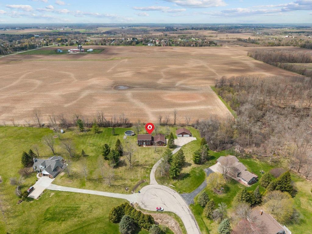 Photo of W7378 Trillium COURT, Greenville, WI 54942 (MLS # 50324225)