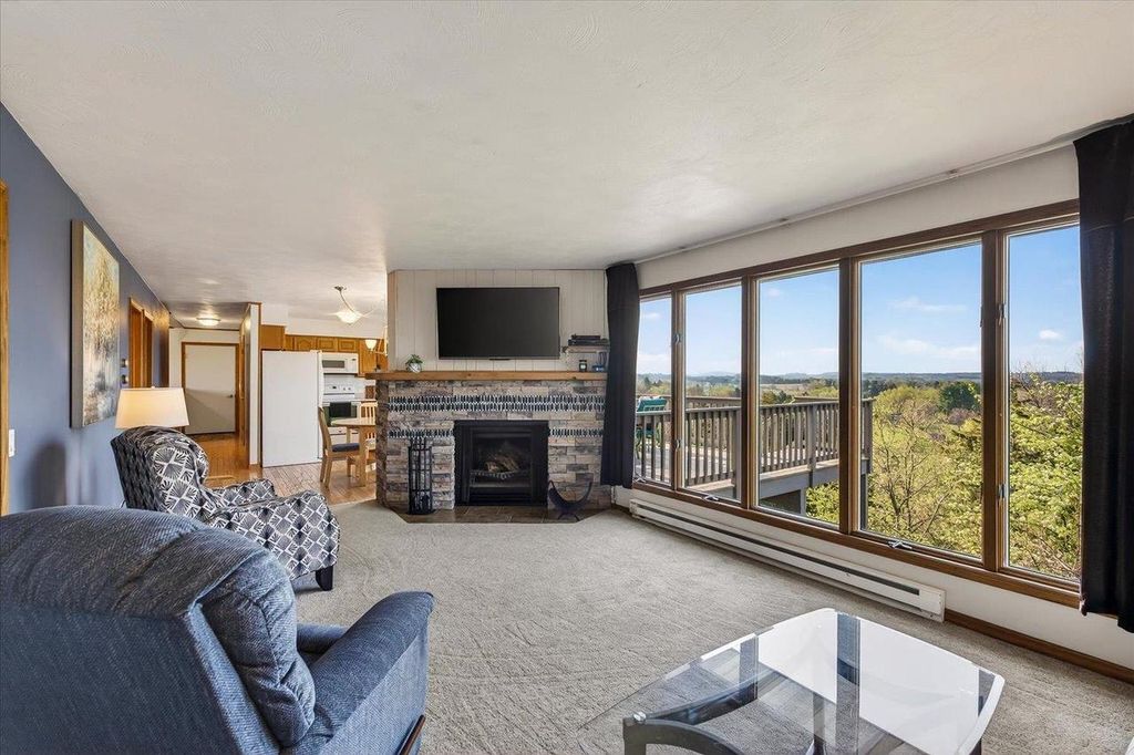 Photo of W7797 Summit DRIVE, Pardeeville, WI 53954 (MLS # 2019740)