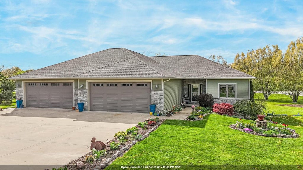 Photo of N2887 Evergreen LANE, Freedom, WI 54913 (MLS # 50330382)