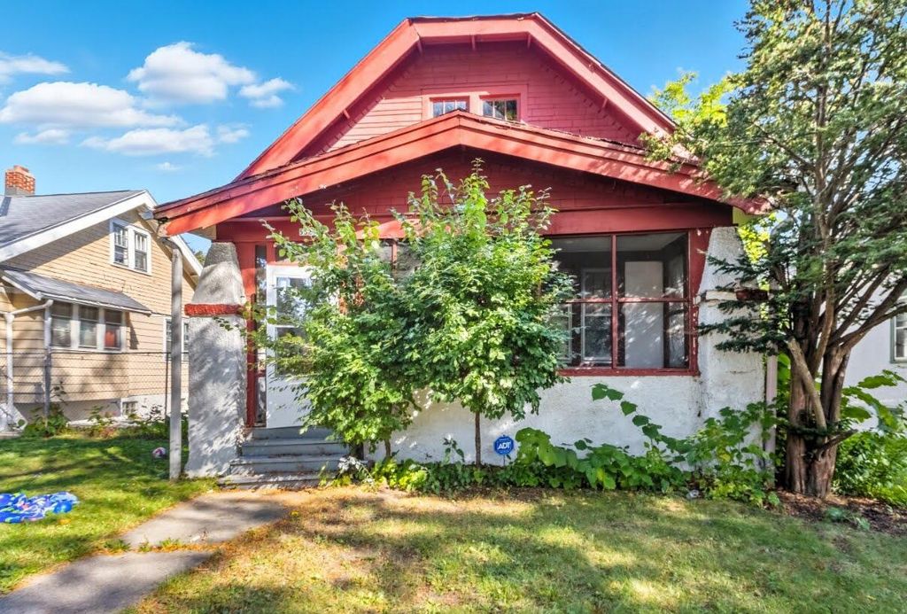 Photo of 5324 N 34th STREET, Milwaukee, WI 53209 (MLS # 1938069)