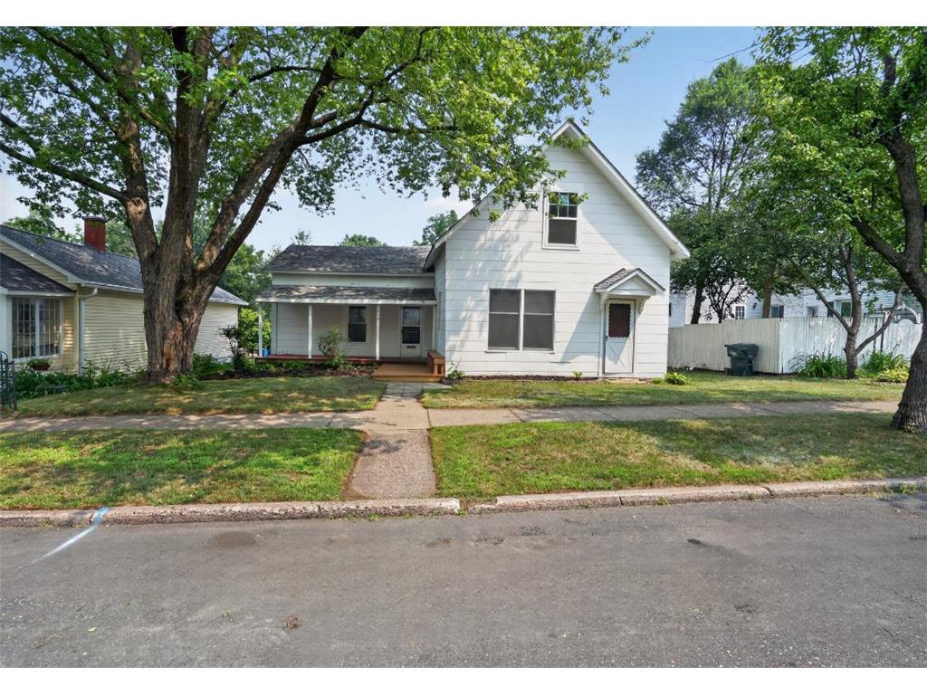 Photo of 619 Locust STREET, Hudson, WI 54016 (MLS # 7111647)